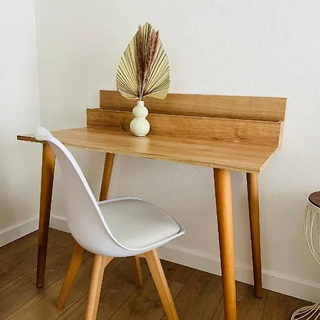 Apartament Nou Si Primitor Cu Parcare Gratuita Kaloşvar